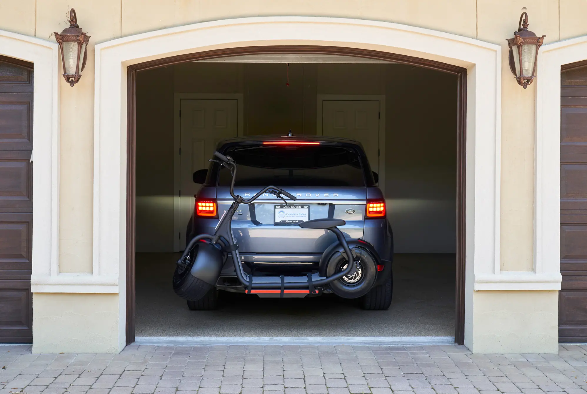 KAASPEED electric scooter Hitch Rack on Range Rover